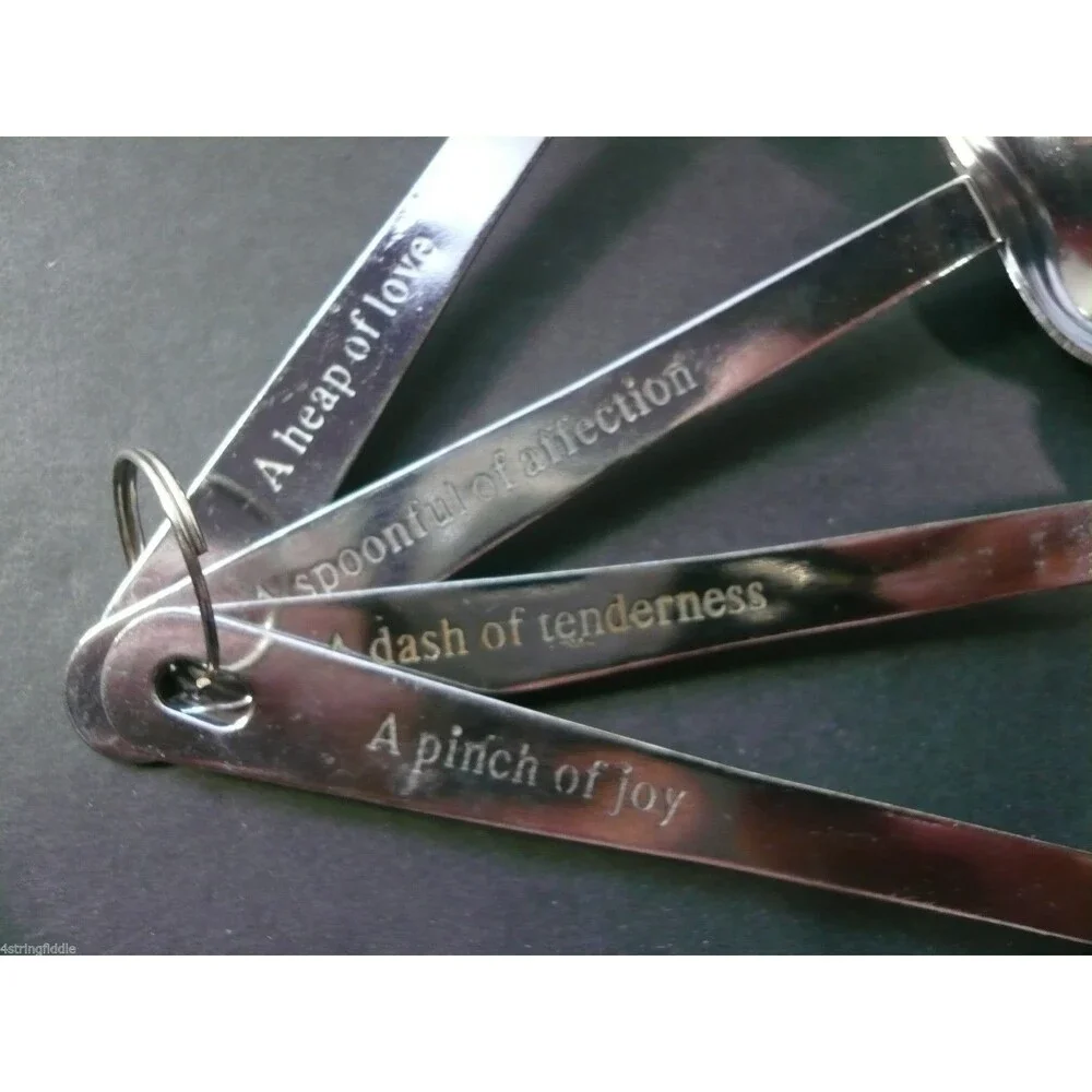 Set of 4 Heart Shaped Measuring Spoon Set